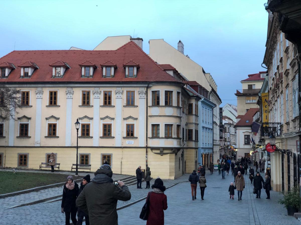 Pleasant Apartment Under The Bratislava Castle Eksteriør bilde